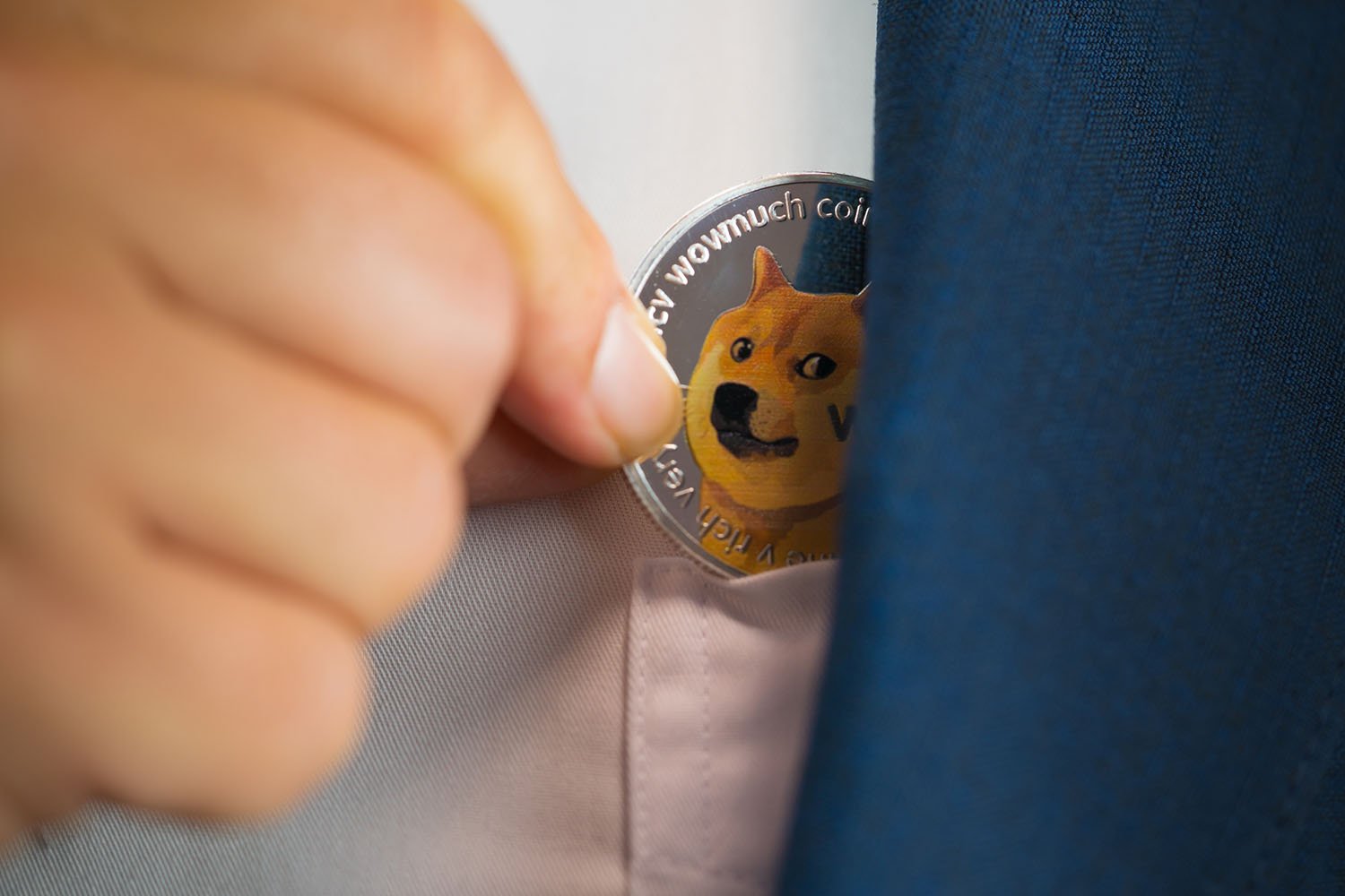 Dogecoin Price Prediction: 20 or 30 Cents Next for DOGE amid Notable Decline in Whale Activity
