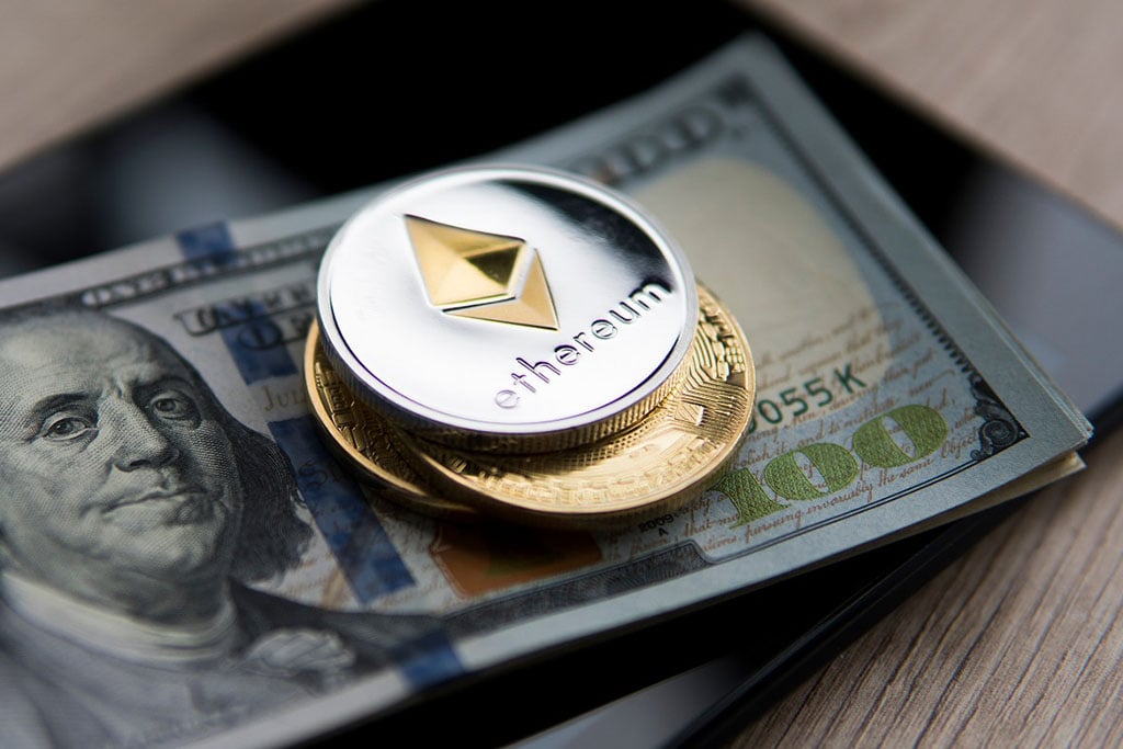 Ethereum (ETH) Price at $2,700: Final Dip before Parabolic Run to $8K?