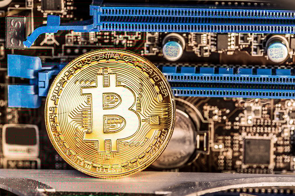 First-Ever Nasdaq Mining Giant Goes All-In on Bitcoin with $500M Treasury Move