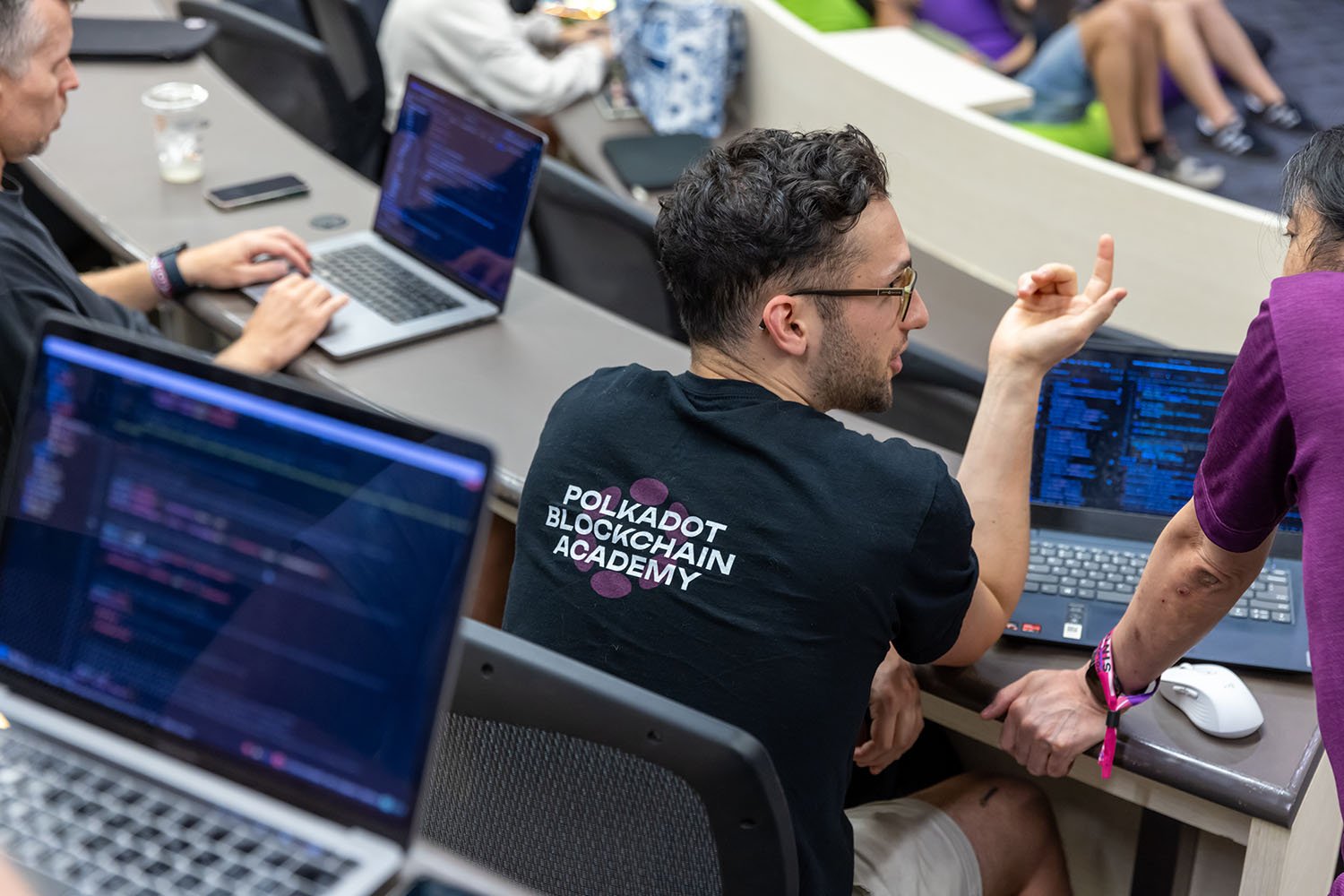 Polkadot to Educate Lawmakers in UK with First Blockchain Course