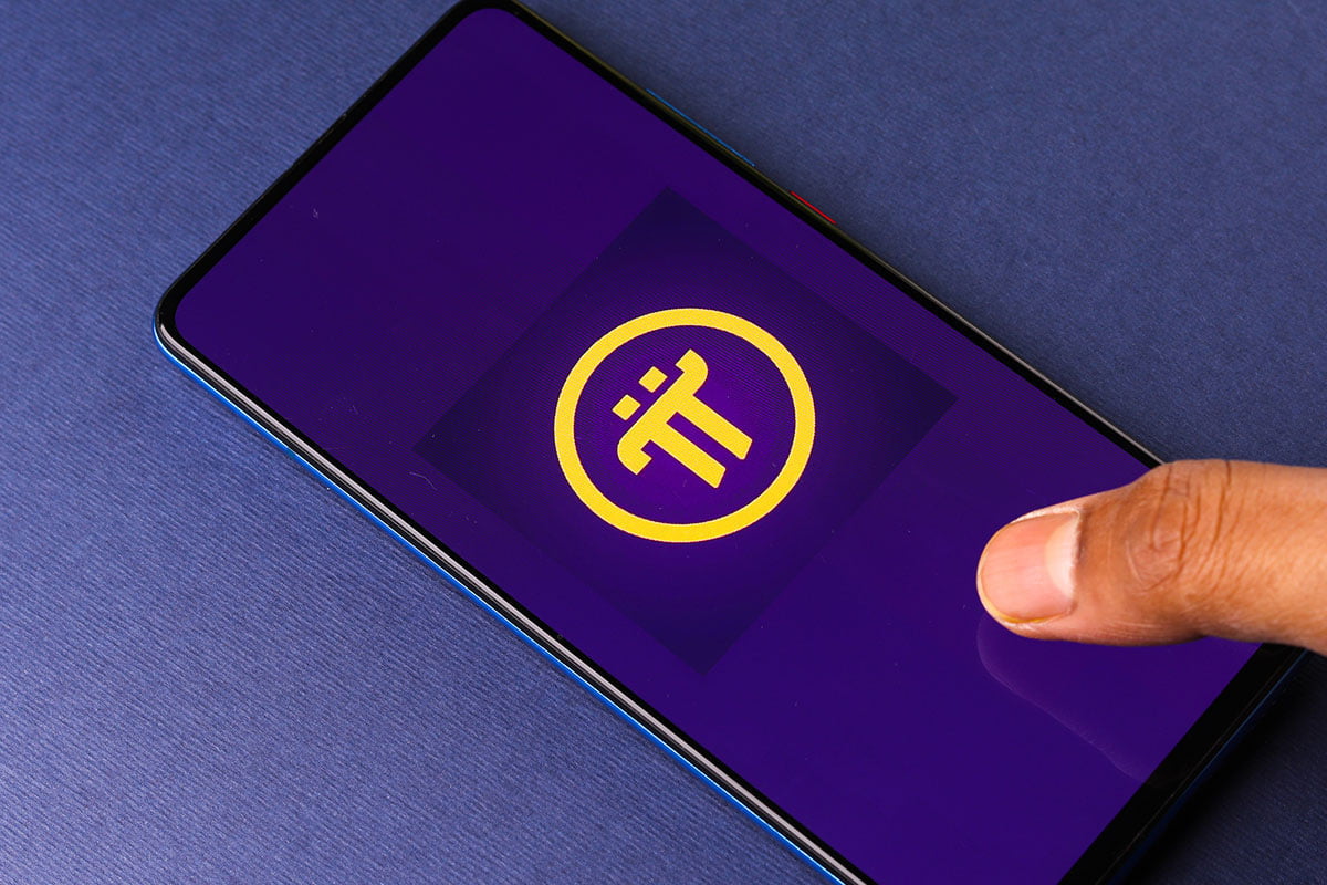 Pi Network Surges Past Hedera amid Market Slump