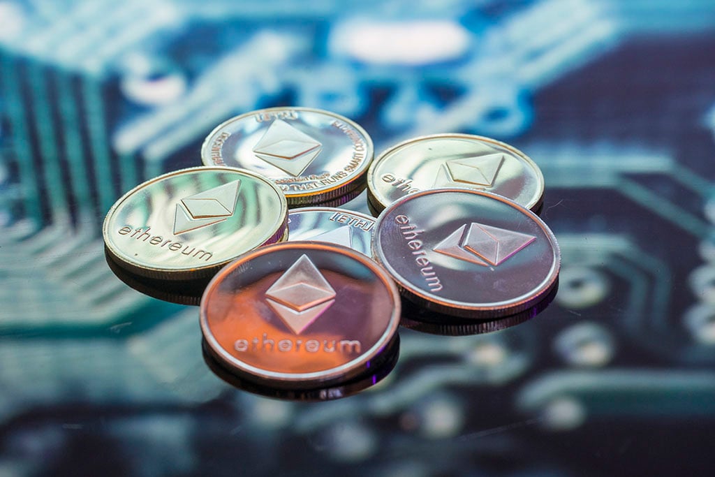 ETH News Today: Ethereum Price Bounce Eyes $3,000 amid Push for Staking in ETH ETF
