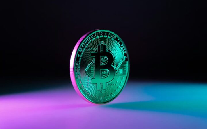 El bitcoin alcanza máximos históricos y bate su récord de enero
