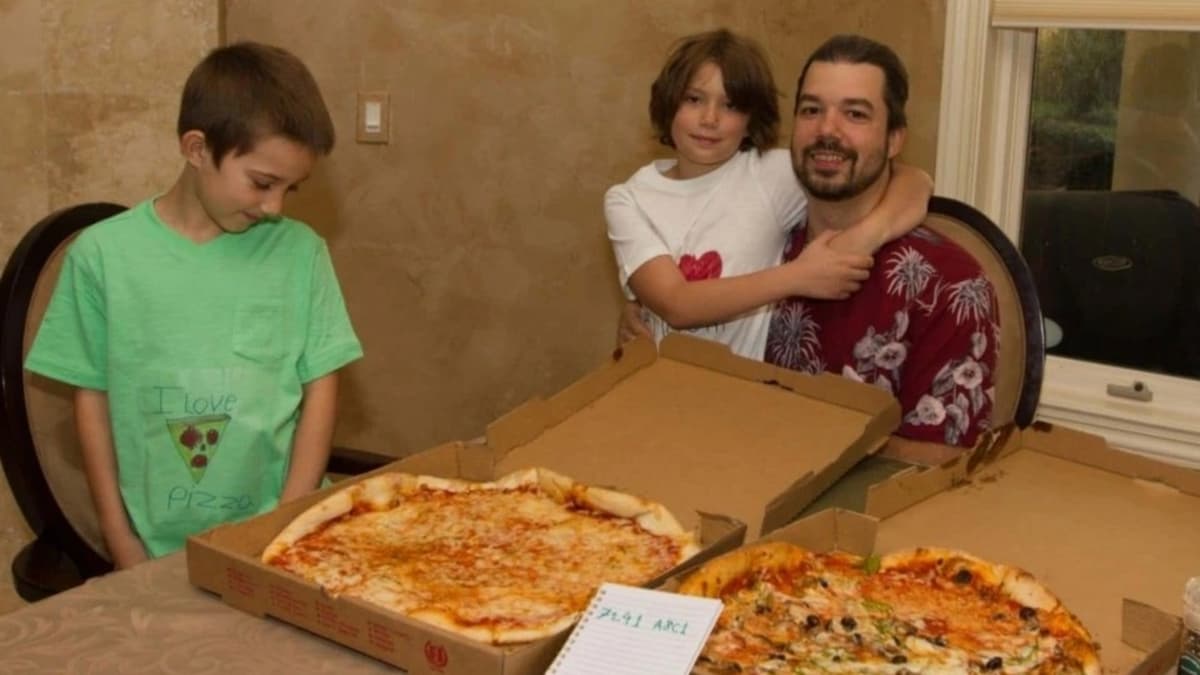 laszlo hanyecz bitcoin pizza day