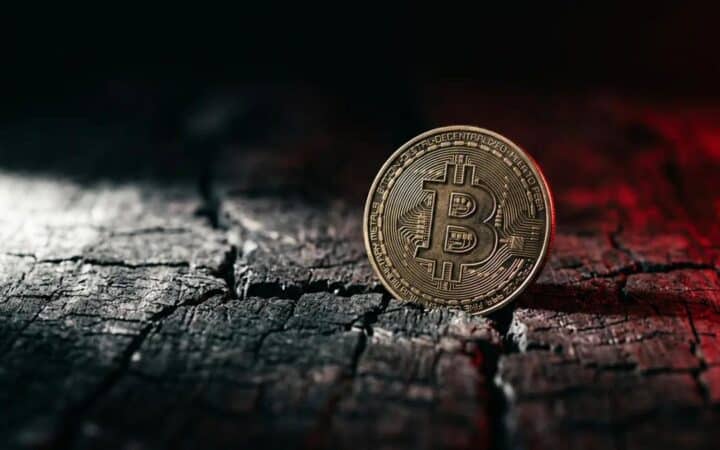 Bitcoin : Capitulation massive de 2,4 milliards de dollars