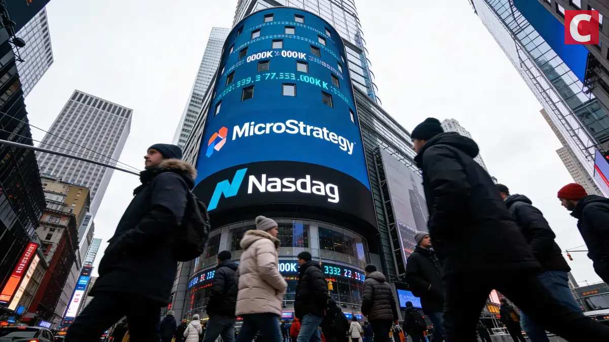 BTC保有企業マイクロストラテジー、ナスダック100に残留