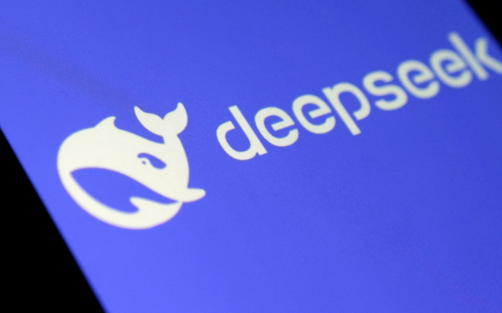 DeepSeek AI voorspelt: XRP, Pepe & Cardano koersen voor eind 2025
