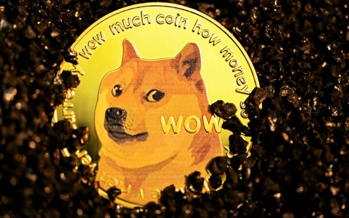 DOGE koers richt zich op $0,47 dankzij crypto ETF hype – kan Dogecoin 1 euro worden?