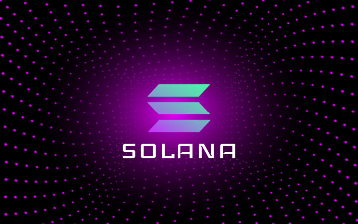 Solana koers boven $160: ETF’s en staking duwen bullish case