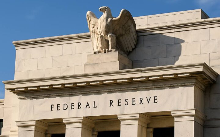 Fed Bugün 22.00’de Faiz İndirecek mi? 25 Baz Puan Beklentisi Kripto Fiyatlarını Nasıl Etkiler?