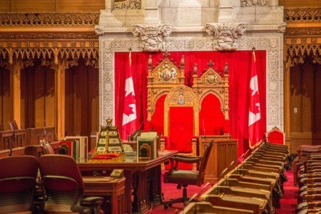 Canadian Senate Calls for ‘Hands-Off’ Approach To Regulate Bitcoin