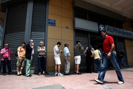 Currency Options for Greece: Euro, Drachma or Bitcoin