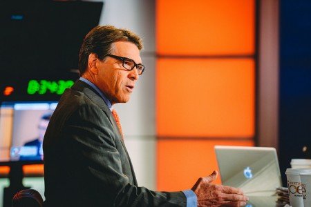 U.S. Presidential Candidate Rick Perry Supports ‘Breathing Room’ for Bitcoin