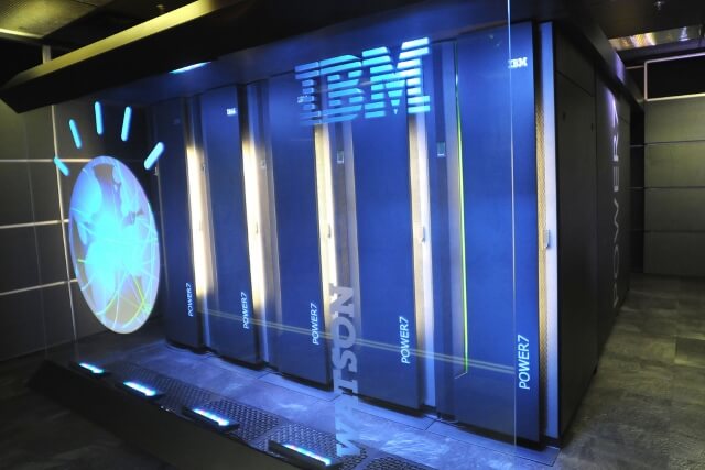 IBM Adapts Blockchain Without Bitcoin for Smart Contracts and Record-Keeping