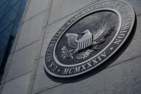 Overstock Got Approval From SEC to Issue Stocks via Bitcoin’s Blockchain