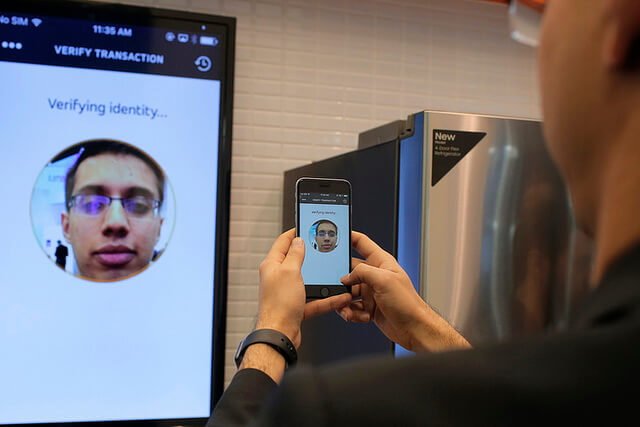 MWC 2016: Mastercard Wants You to Pay with a Selfie ID Checks