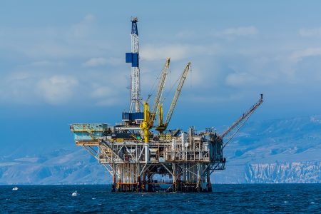 Chinese Sinochem Unit Set to Launch Blockchain for Oil Trading with Shell