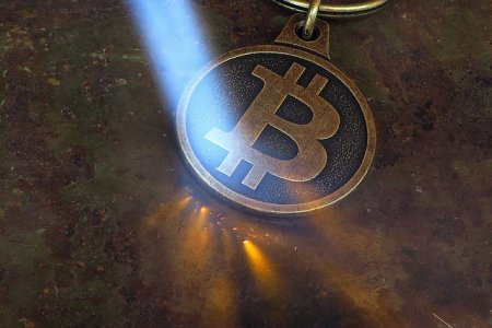 Bitcoin Price Breaks $4,200, Total Market Cap is More Than $135 Billion