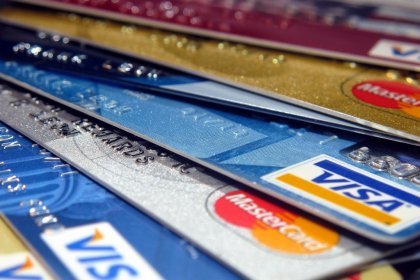 Top Banks Ban Buying Bitcoin with Credit Cards over Debt Fears