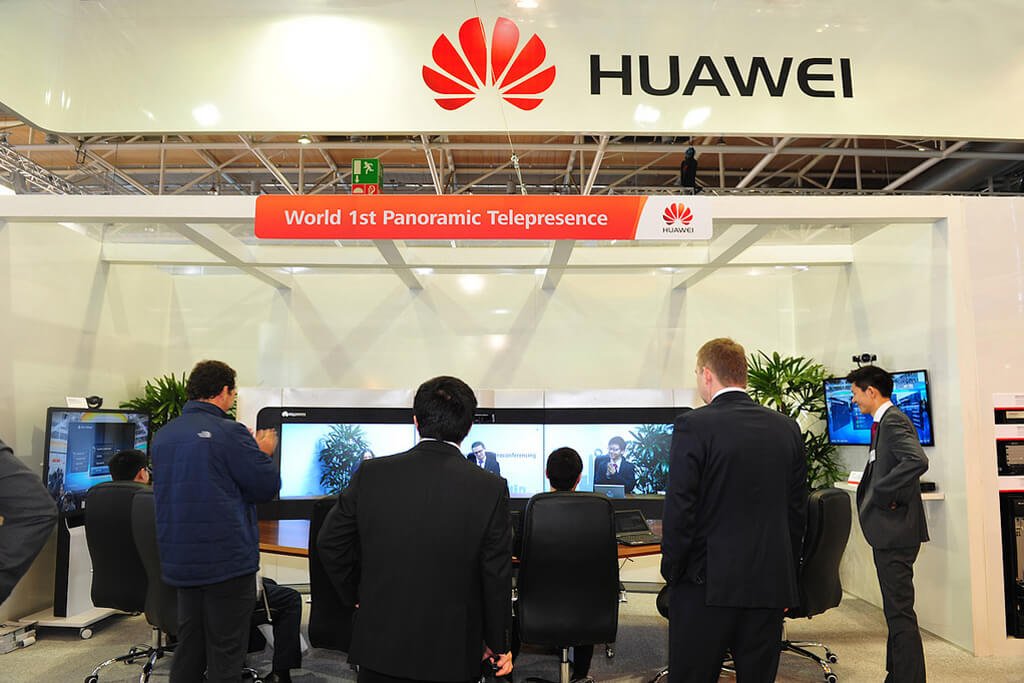 Huawei Launches Blockchain Service Platform Based on Hyperledger Fabric