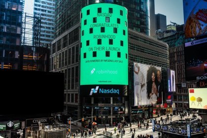 Online Brokerage Robinhood Launches Crypto Trading Free of Commission in 4 U.S. States