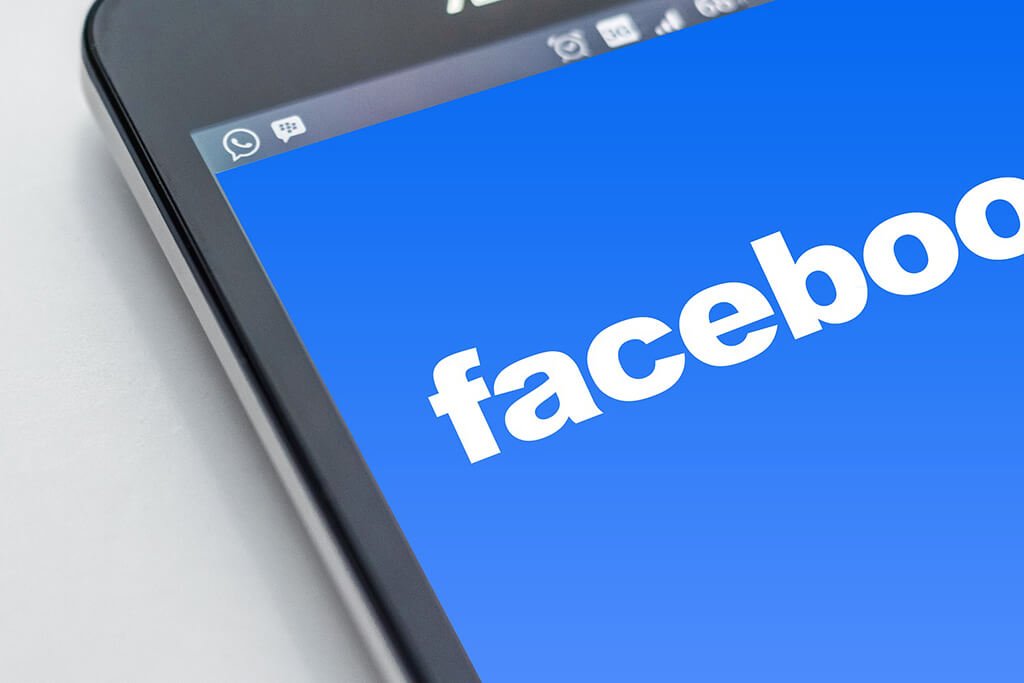 Facebook Eases Ban on Crypto Ads, ICOs Still Prohibited