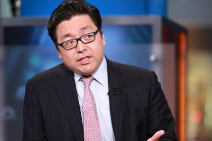 Fundstrat’s Thomas Lee Lowered His Bitcoin Price Forecast to $22,000