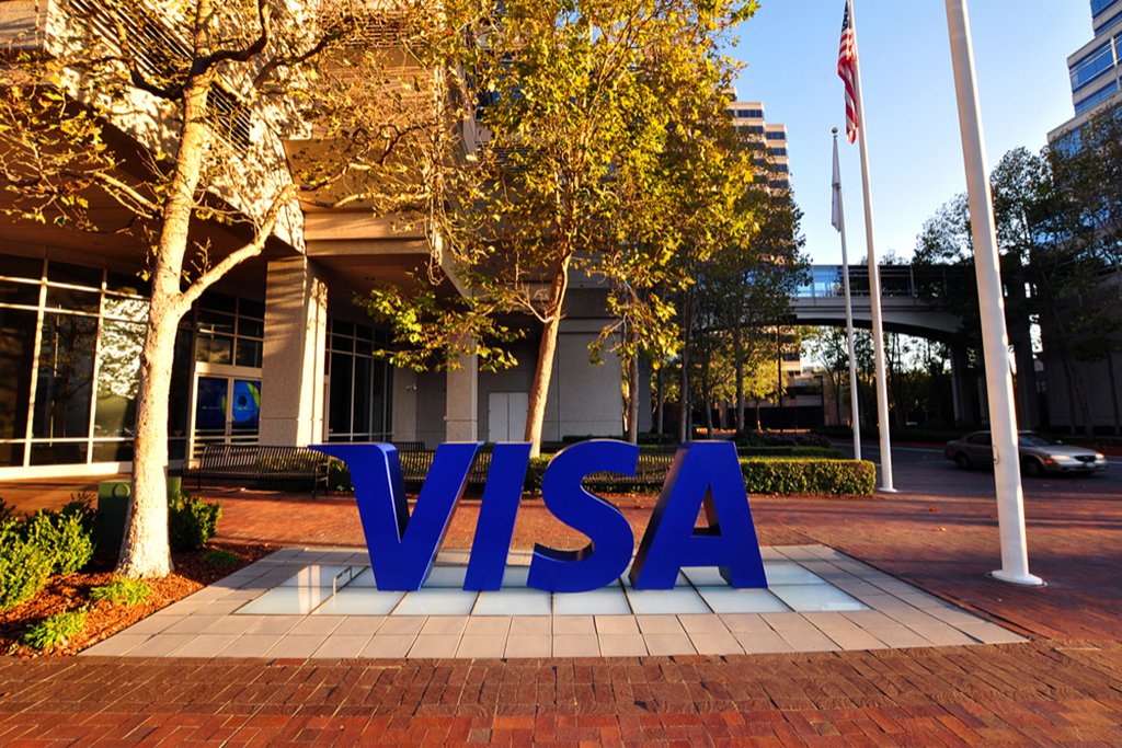 Visa B2B Connect Joins IBM to Foster Blockchain Cross-border Payments