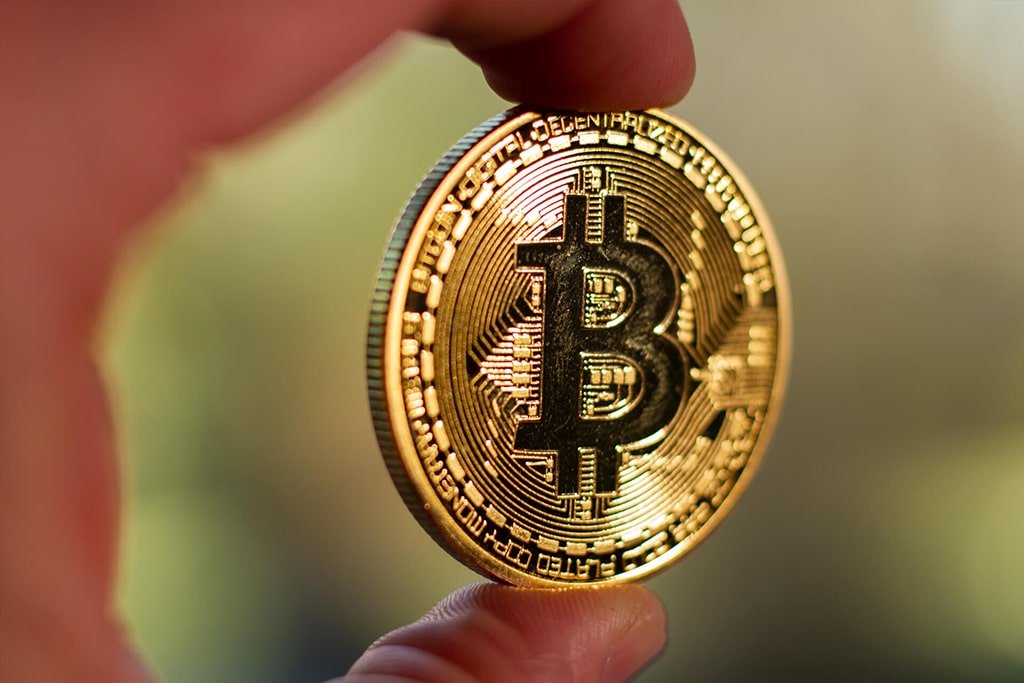 Bitcoin Recovers Post News of Nasdaq Bitcoin Futures, Market Consolidates Around $140 Billion
