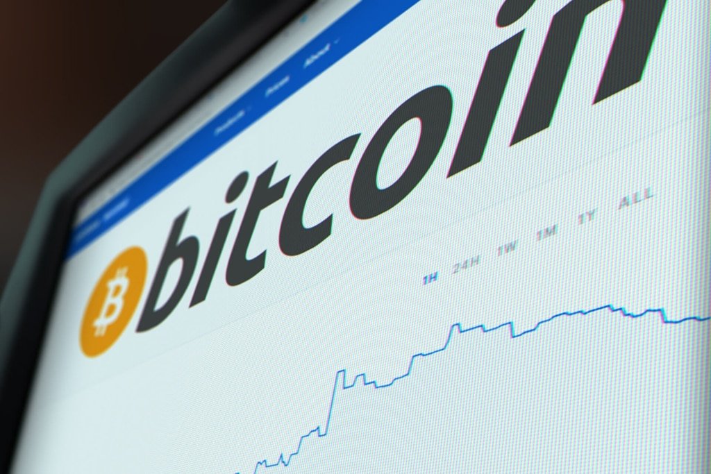 Bitcoin Recovers to $4000 After Monday’s 5% Fall, Here’s What Analysts Have to Say
