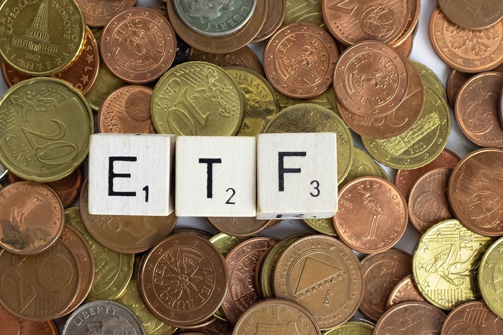 Majority of US Investors are Waiting for Crypto ETFs, Bitwise’s Latest Survey Reveals