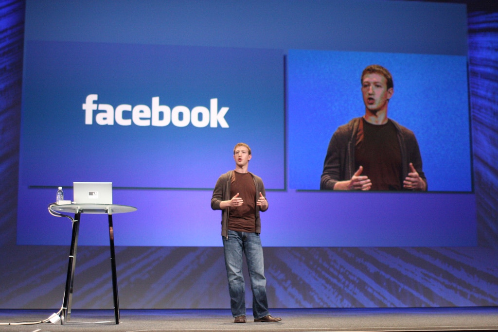 Mark Zuckerberg Hints at Integrating Blockchain into Facebook Login