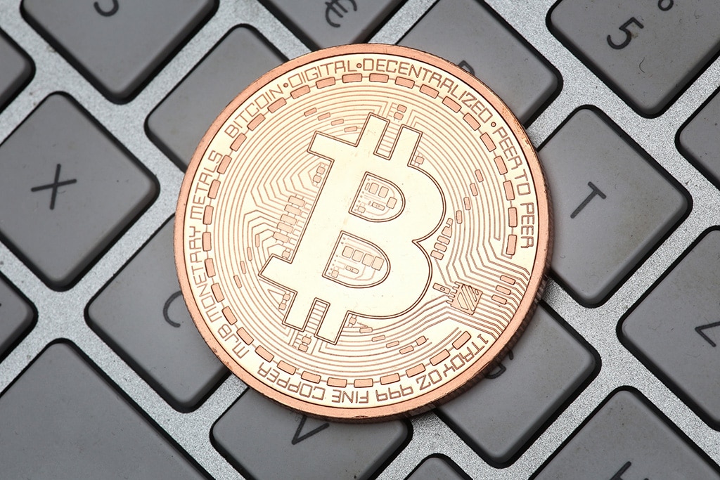 Bitcoin Share of Total Crypto Market Falls Below 51% to Its 3 Months Low