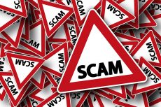 XRP Fans Strike Back After Forbes Journalist Calls Ripple a Scam