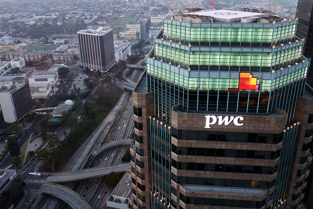 Big Four Auditor PwC Launches Solution for Blockchain Credentialing