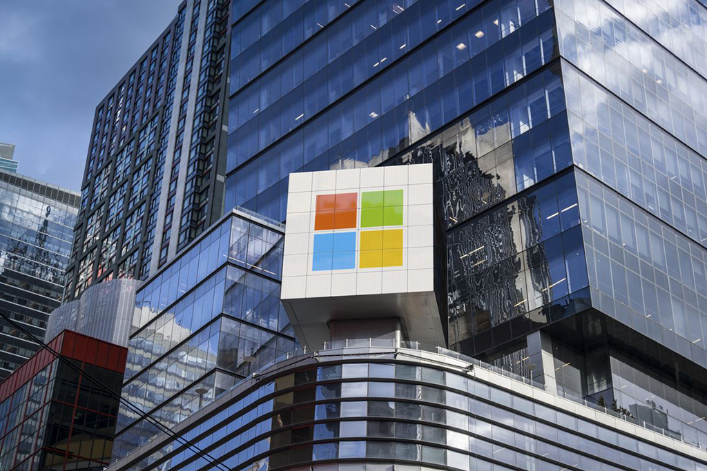 Microsoft Teams Up With JPMorgan to Make Blockchain Easier