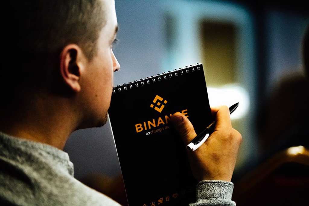 Binance CEO Turns Down Justin Sun’s Offer to Join $4.5M Lunch with Warren Buffett