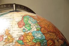From Belarus to Bahrain and Singapore: Small Nations Enthusiastic About Crypto