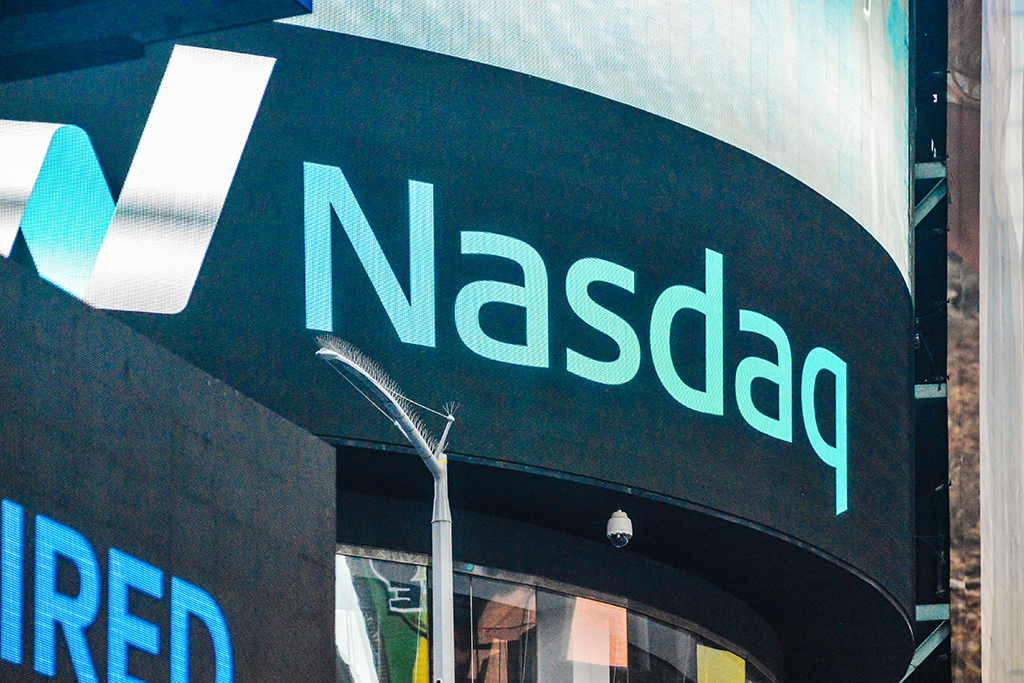 Nasdaq Stifles IPOs of Small Chinese Companies