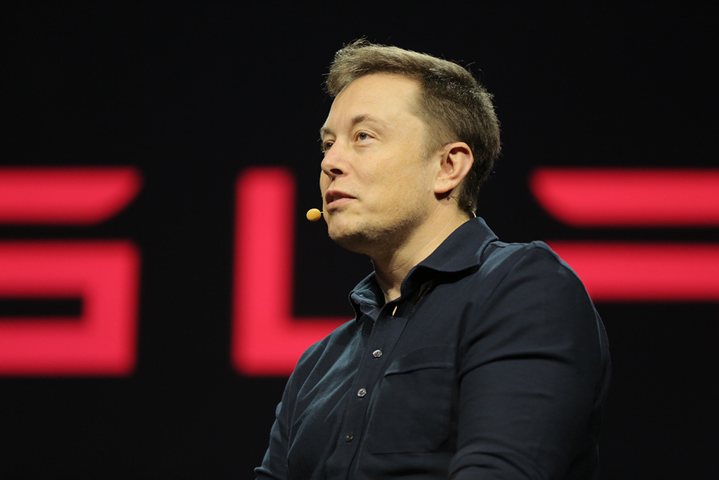 Elon Musk Lauds Tesla’s Powerwall against the Backdrop of PG&E Problems