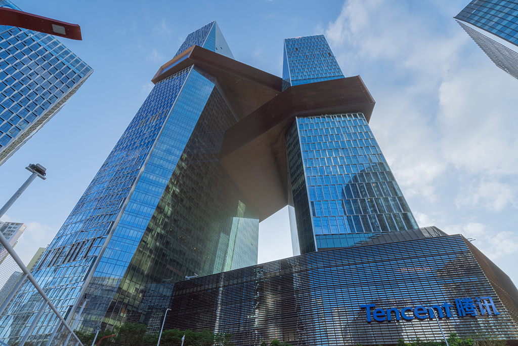 Hong Kong Grants Chinese Tech Giant Tencent a License to Open Virtual Bank