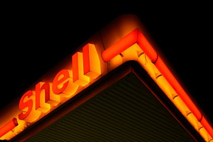 Shell Stock Is Down as Profit Slumps 23% Due to Similar Plunge in Prices of Oil and Gas