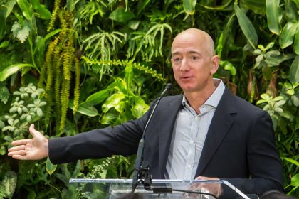 Amazon CEO Jeff Bezos Continues His Shares Selling Spree, AMZN Stock Price Stays Stable