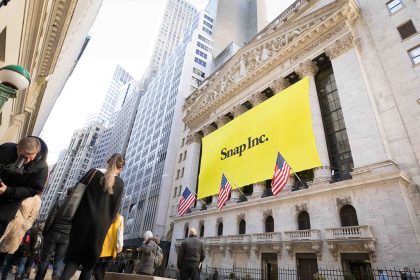 Snapchat (SNAP) Stock Drops 11% as Revenue Fails to Meet Analysts’ Expectations