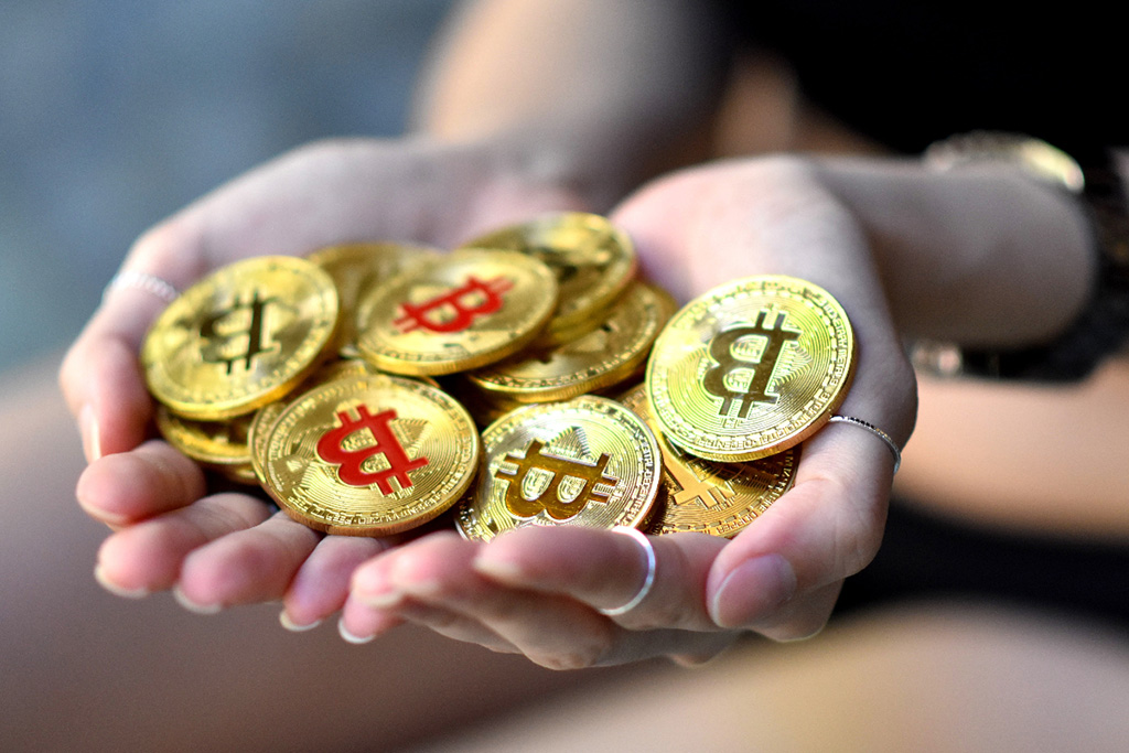 Spending Just $1 on Bitcoin Every Day Since 2015 Could Have Made You Rich