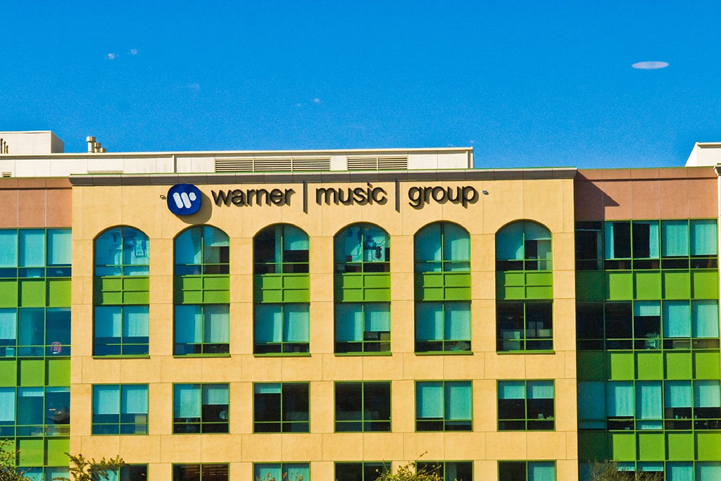 Warner Music Group Files for IPO, It Is to Go Public in 2020