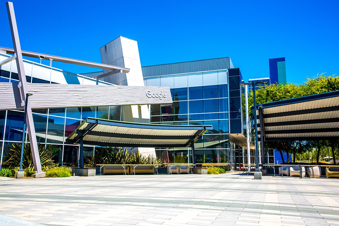 Alphabet (GOOGL) Stock Falls 3% Today, Google Launches COVID-19 Portal