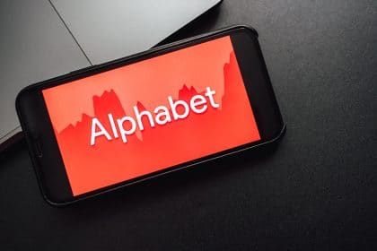 Alphabet (GOOG) Down 1.39% Now but It Is a Good Choice for Investors