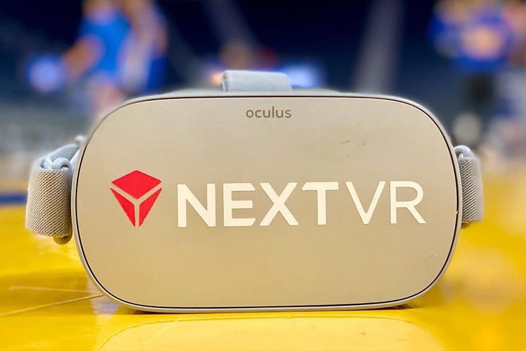 AAPL Stock Up 0.6% as Apple Acquired Virtual Reality Company NextVR