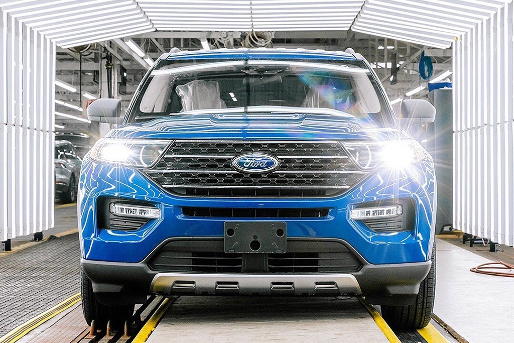 F Stock Up 3.58% Yesterday, Down 1.5% Now as Ford Closed and Reopened Chicago Plant Twice